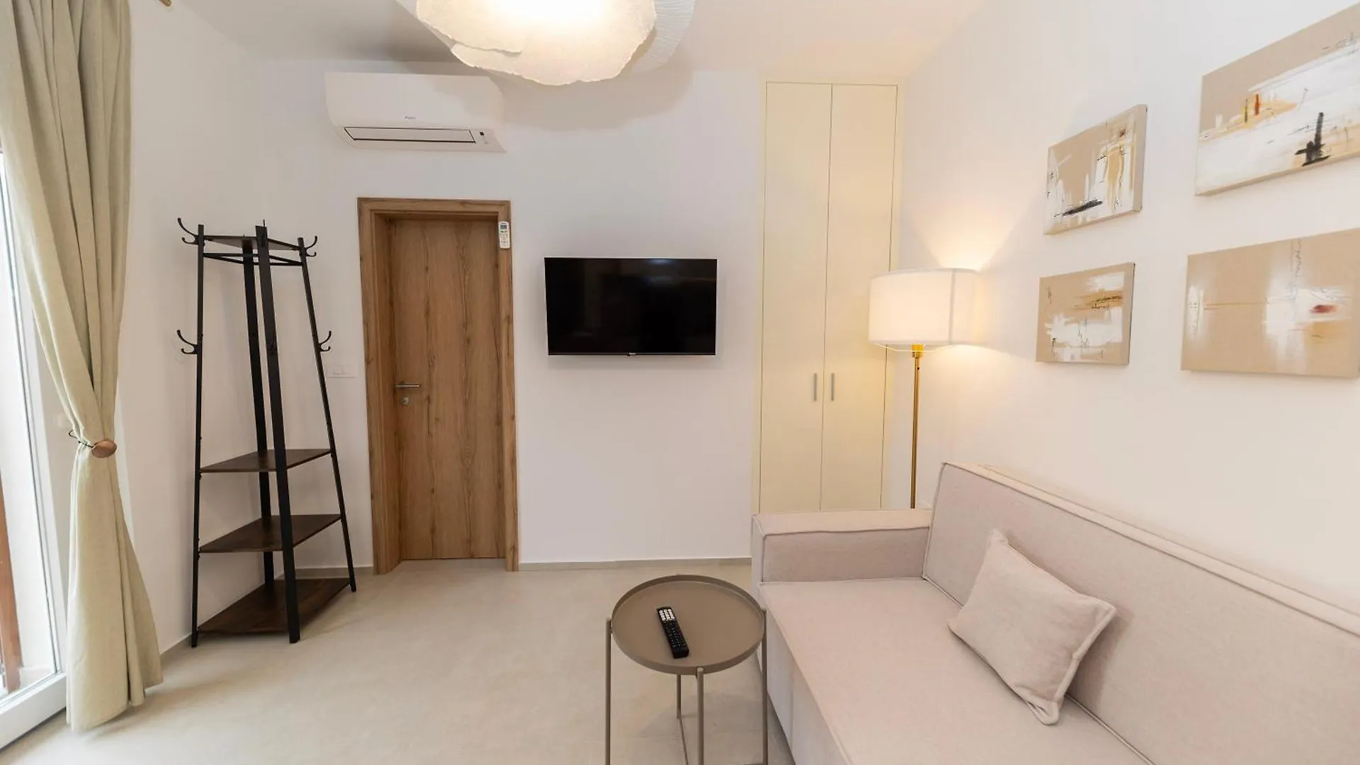 Find Your Haven In Morena Celeste Seaside Puntamika Apartments! Zadar Croacia