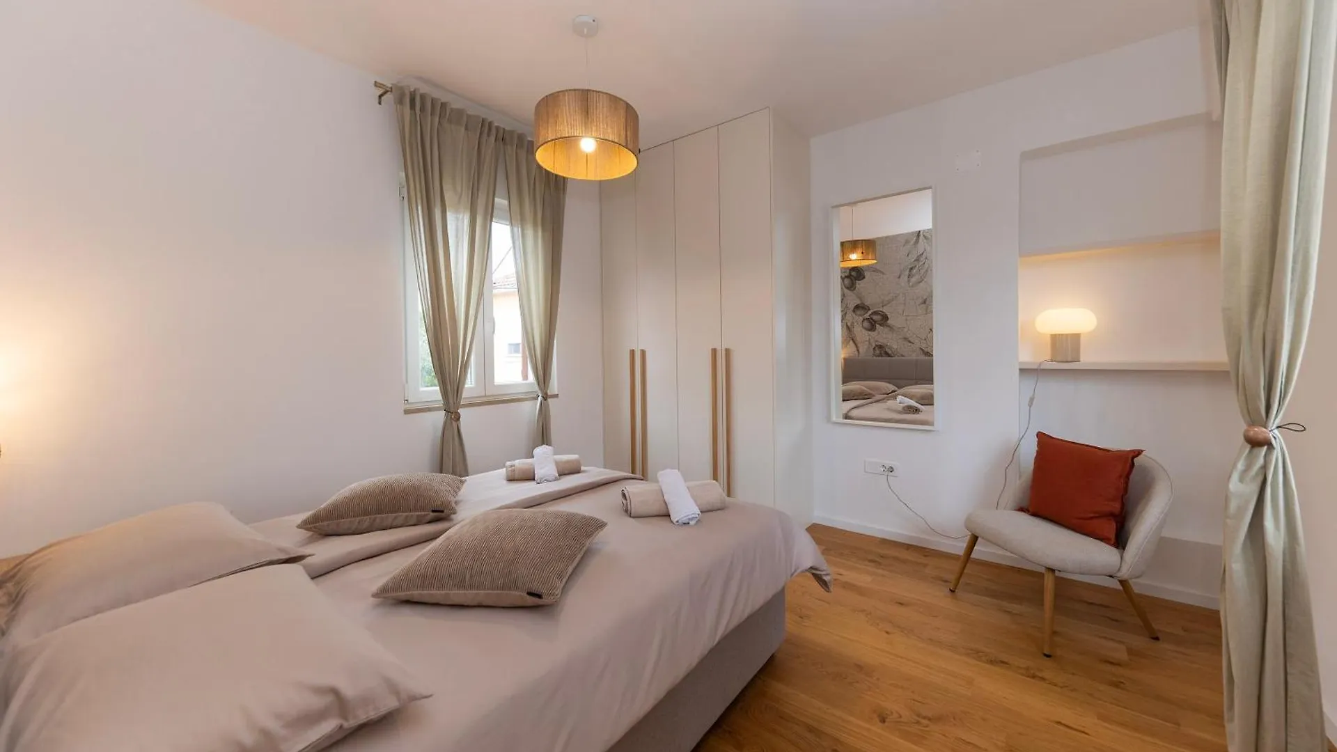 Find Your Haven In Morena Celeste Seaside Puntamika Apartments! Zadar