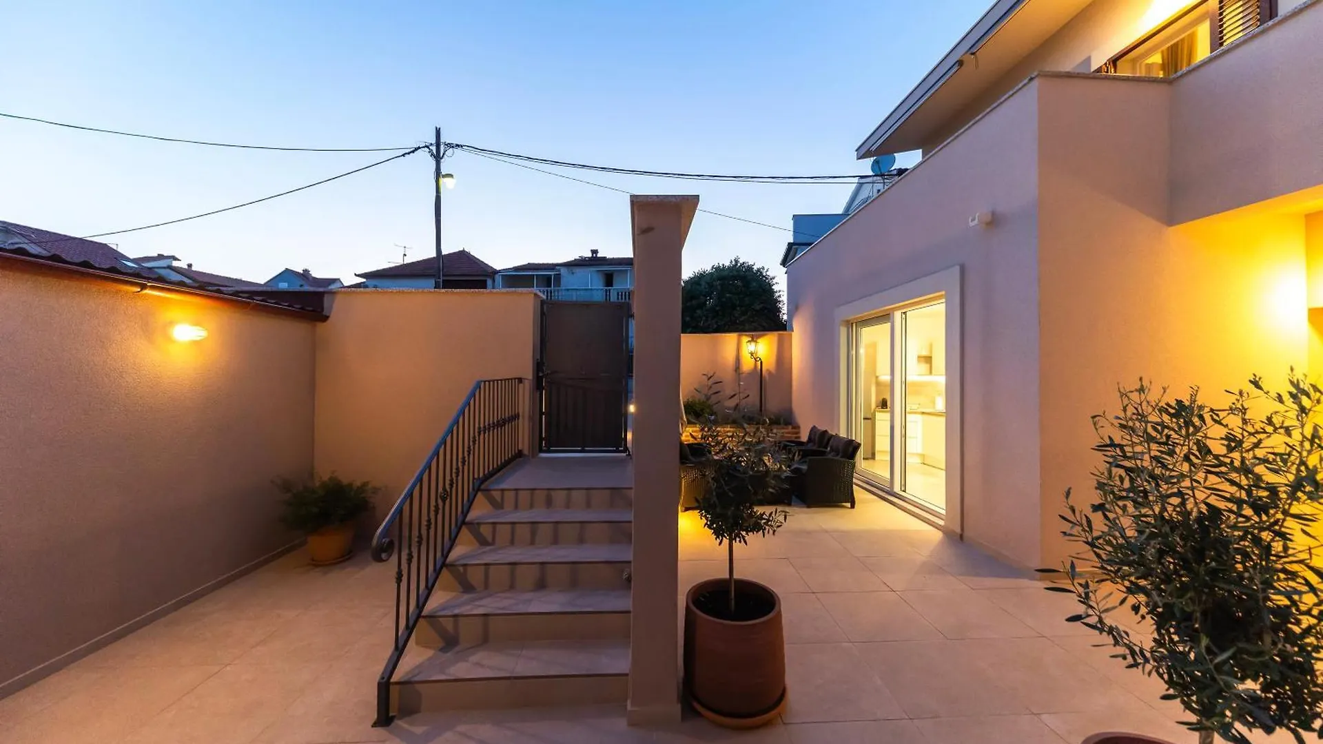Find Your Haven In Morena Celeste Seaside Puntamika Apartments! Zadar 0*,  Croacia